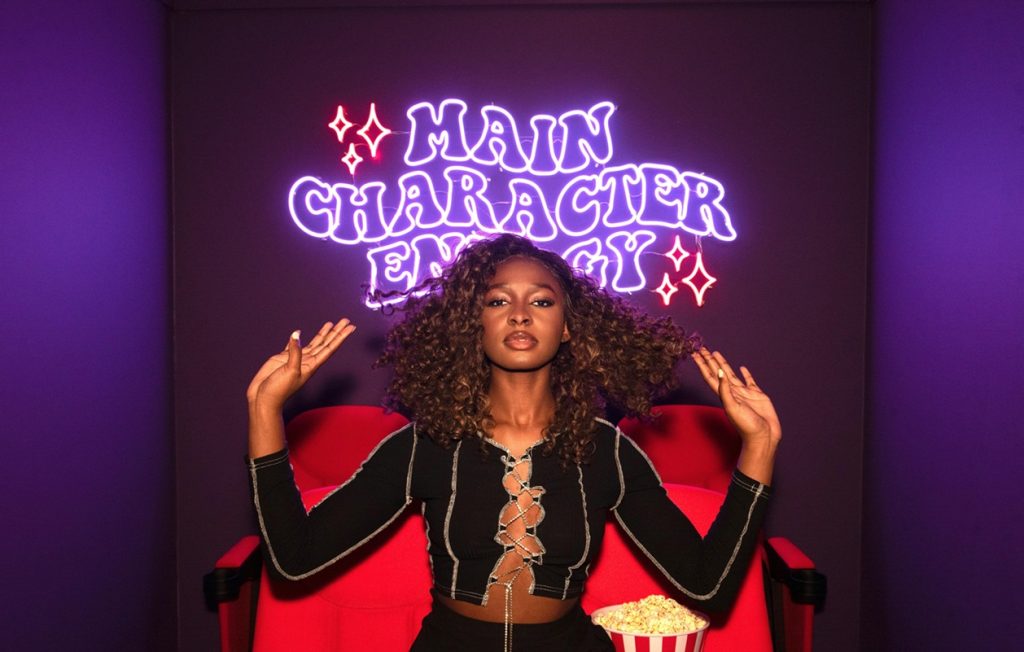 Main Character Energy on Instagram: Pros and Cons