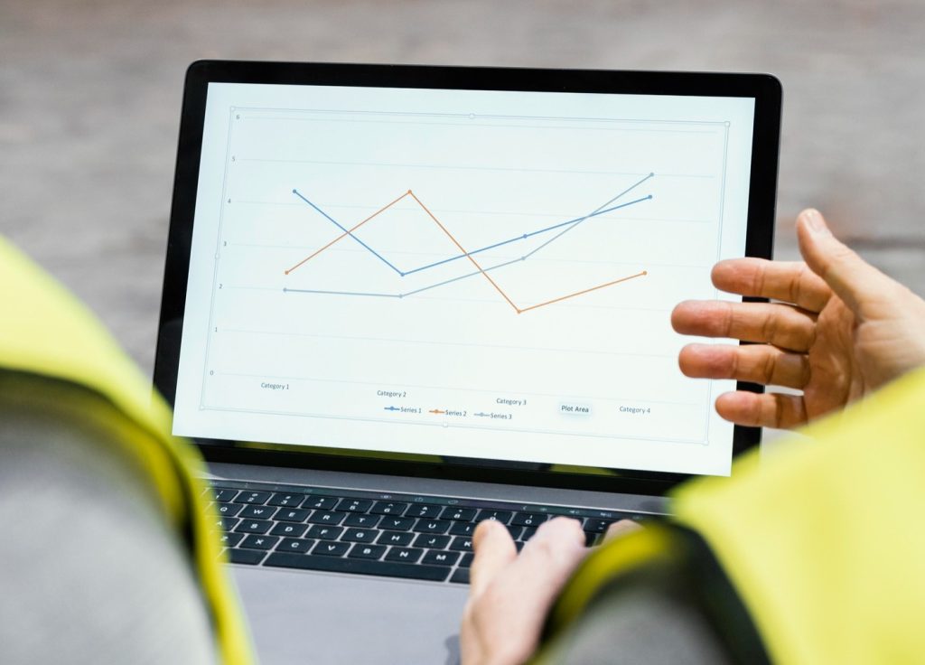 Using Longitudinal Tracking on Instagram