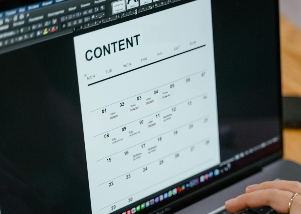 How to Build an Instagram Content Calendar Without Killing Spontaneity
