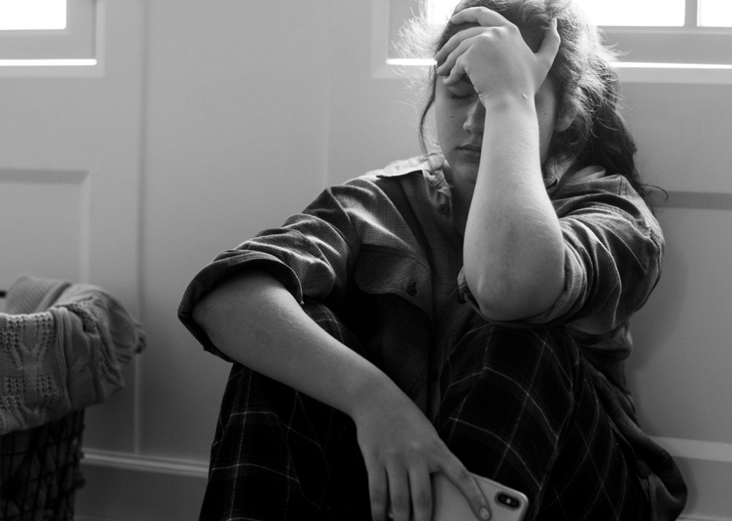 How to Manage Your Instagram Account Through a Personal Crisis